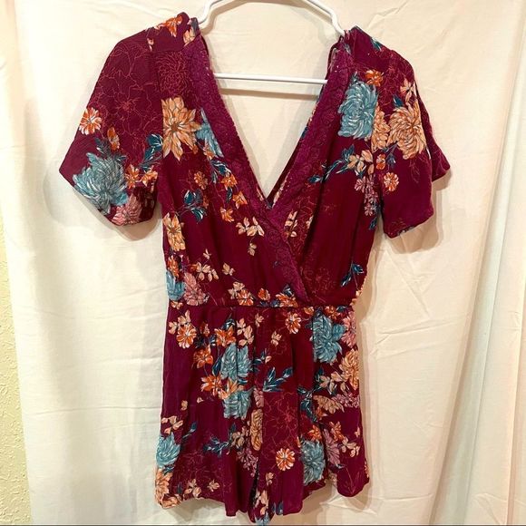 Xhilaration Crochet Trim Floral Wrap Boho Romper | Size Small - Picture 1 of 4